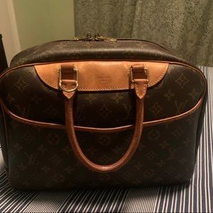 Louis Vuitton authentic bag❤️❤️